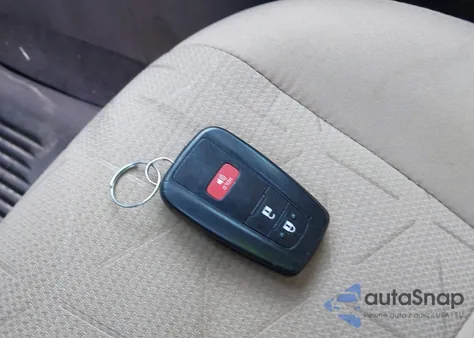 2021 Toyota Rav4 Xle из США, поврежденный, VIN 2T3W1RFV2MC122523